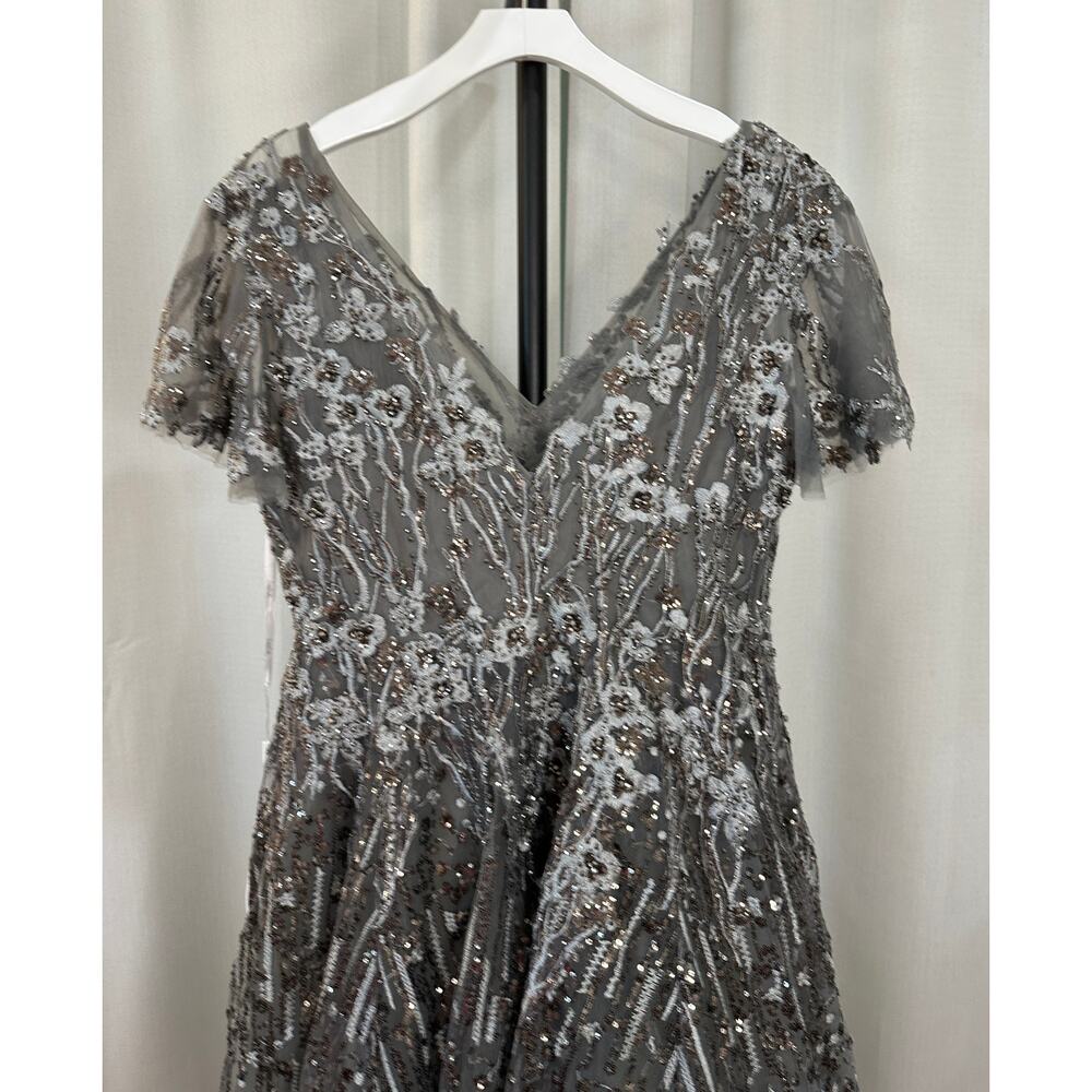 Mac Duggal Embellished Butterfly Fit Flare Tea-Length Dress Gray 20392 Sz 10 NWT - Picture 13 of 16